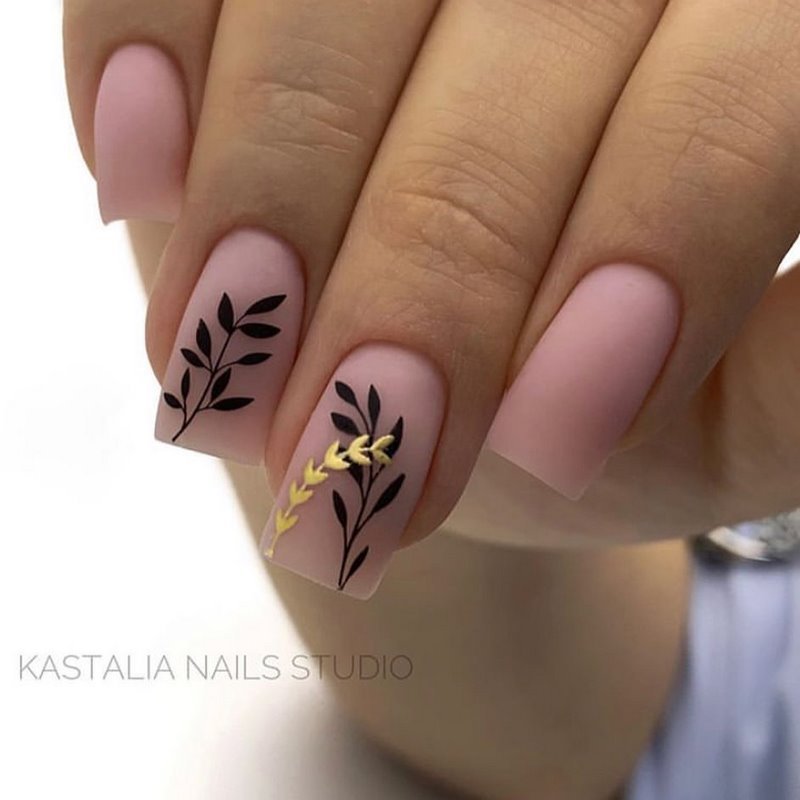 Бесподобный нюдовый маникюр 2026. Дизайны, стили, техники