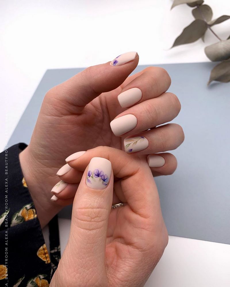 Бесподобный нюдовый маникюр 2026. Дизайны, стили, техники