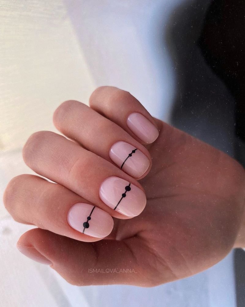 Бесподобный нюдовый маникюр 2026. Дизайны, стили, техники