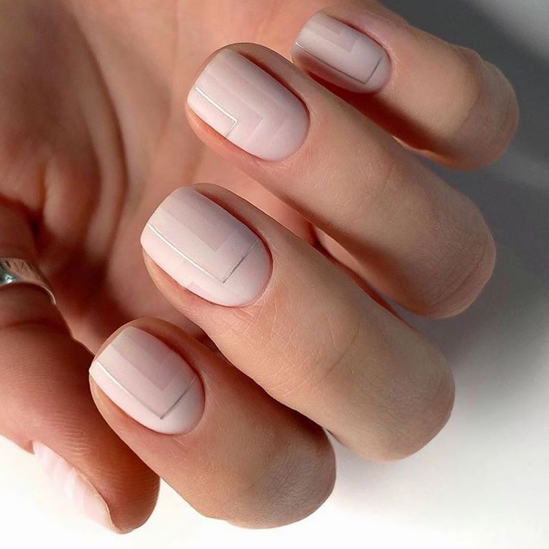 Бесподобный нюдовый маникюр 2026. Дизайны, стили, техники