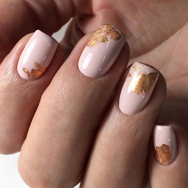 Бесподобный нюдовый маникюр 2026. Дизайны, стили, техники