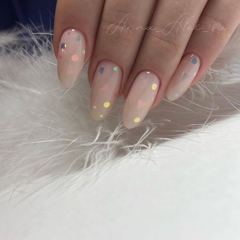 Бесподобный нюдовый маникюр 2026. Дизайны, стили, техники