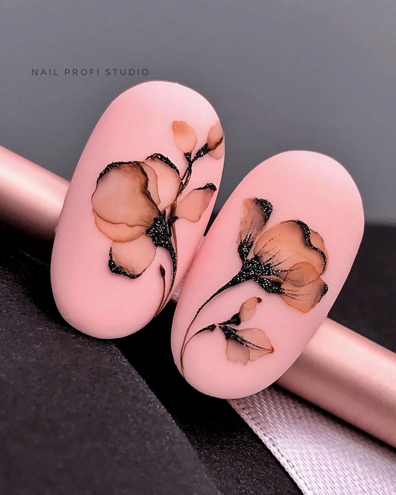 Бесподобный нюдовый маникюр 2026. Дизайны, стили, техники