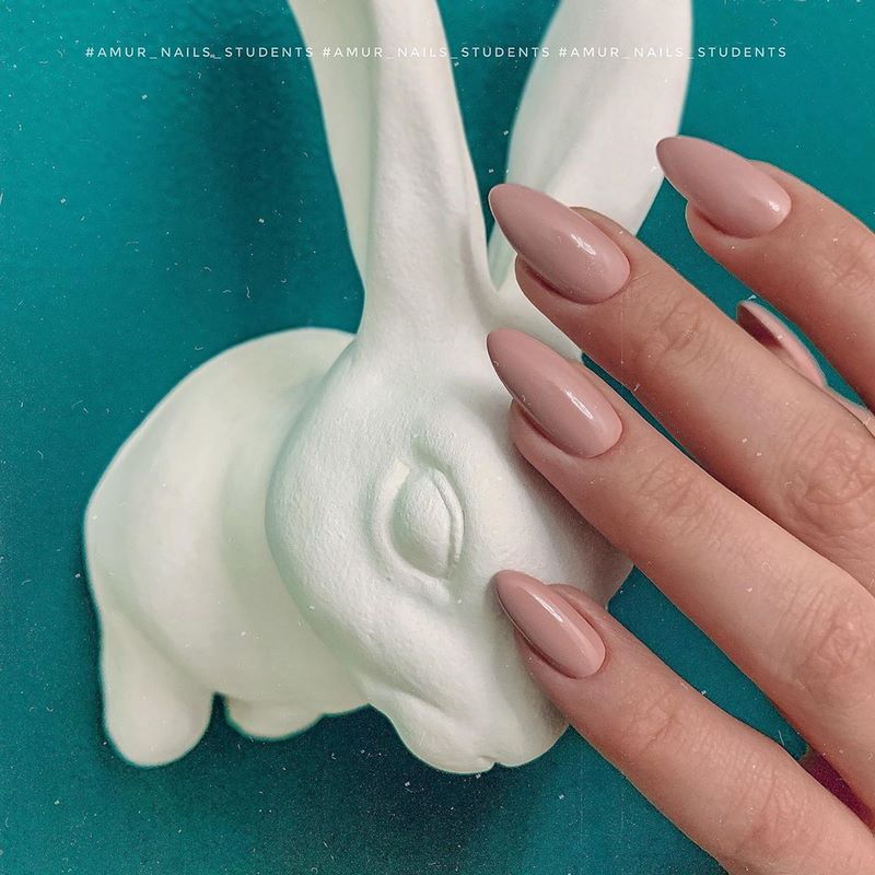 Бесподобный нюдовый маникюр 2026. Дизайны, стили, техники