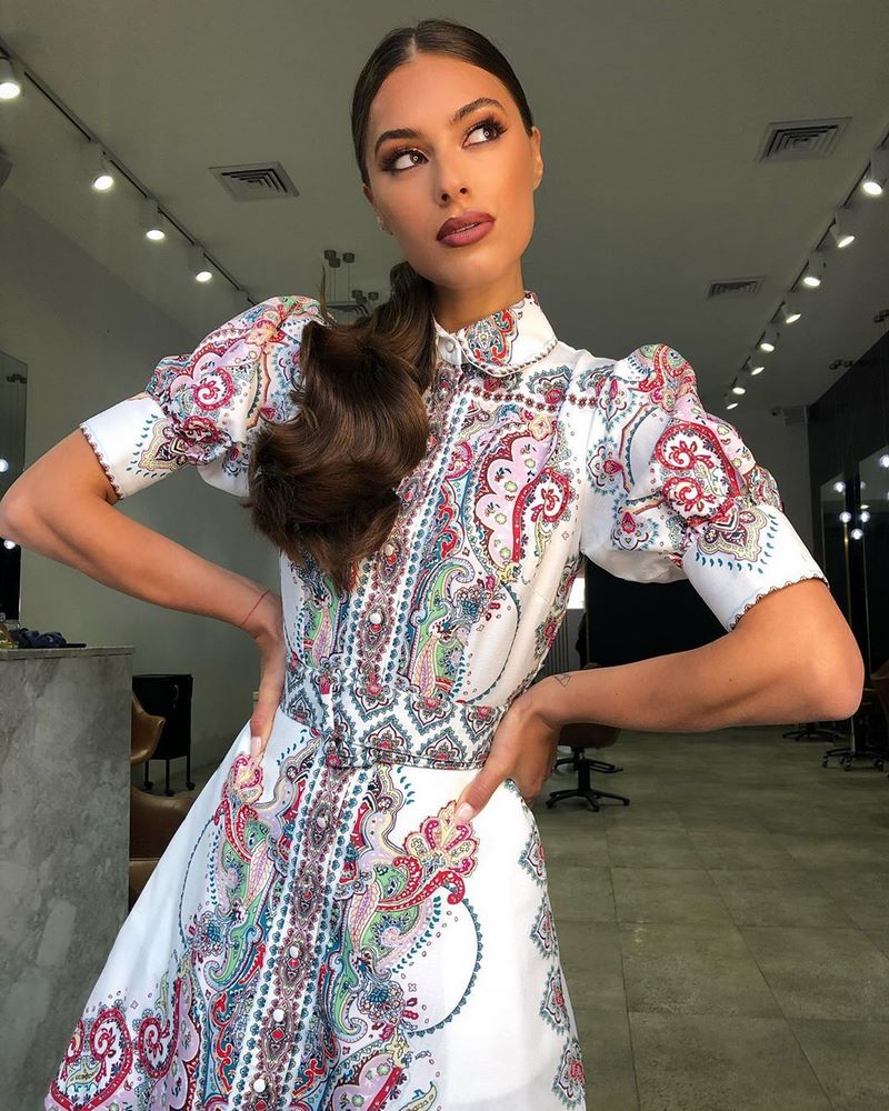 Топовые идеи стрижек и причесок на длинные волосы в сезоне 2026