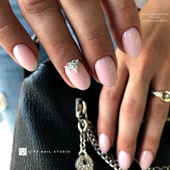 Топовые тренды маникюра 2026: новинки, идеи, фото