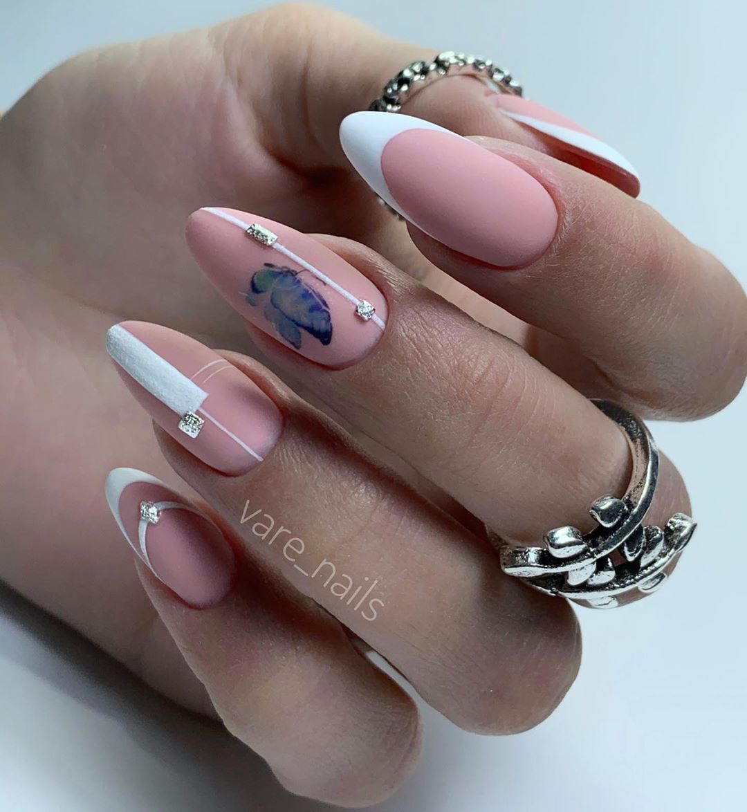 Топовые тренды маникюра 2026: новинки, идеи, фото