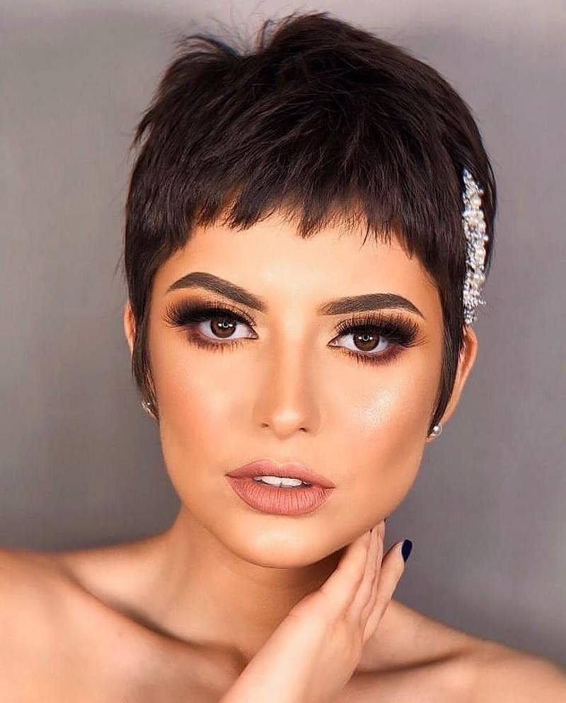 Короткие женские стрижки 2026: фото, идеи коротких стрижек