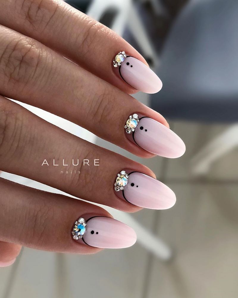 Сногсшибательный свадебный маникюр невесты 2026 – лучший дизайн в новых техниках!