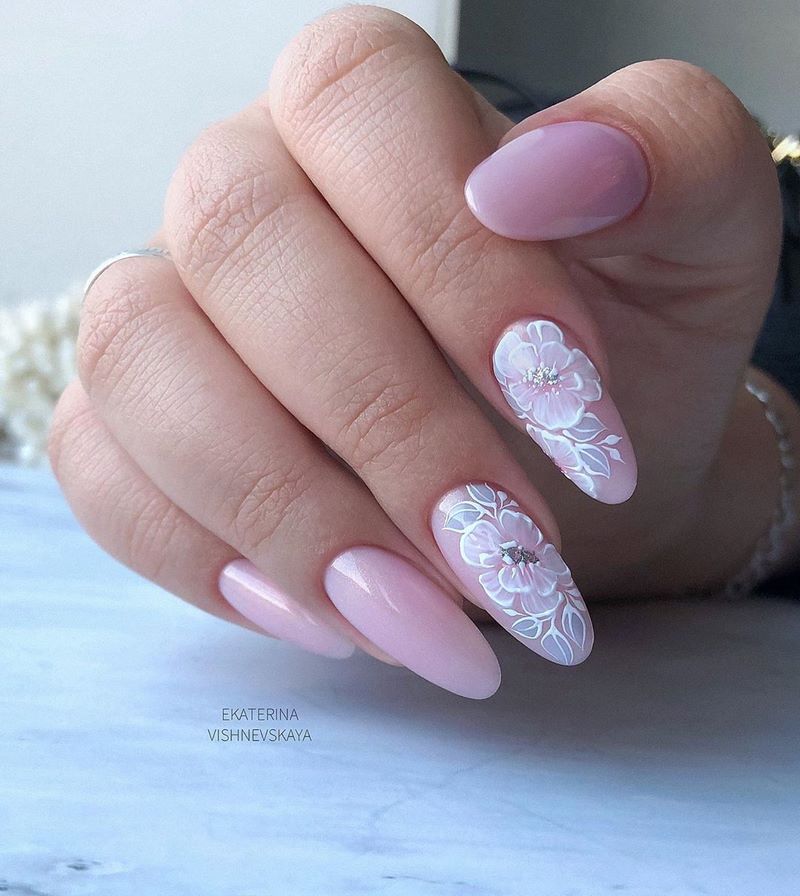 Сногсшибательный свадебный маникюр невесты 2026 – лучший дизайн в новых техниках!