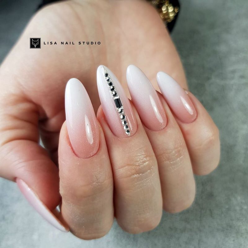 Сногсшибательный свадебный маникюр невесты 2026 – лучший дизайн в новых техниках!