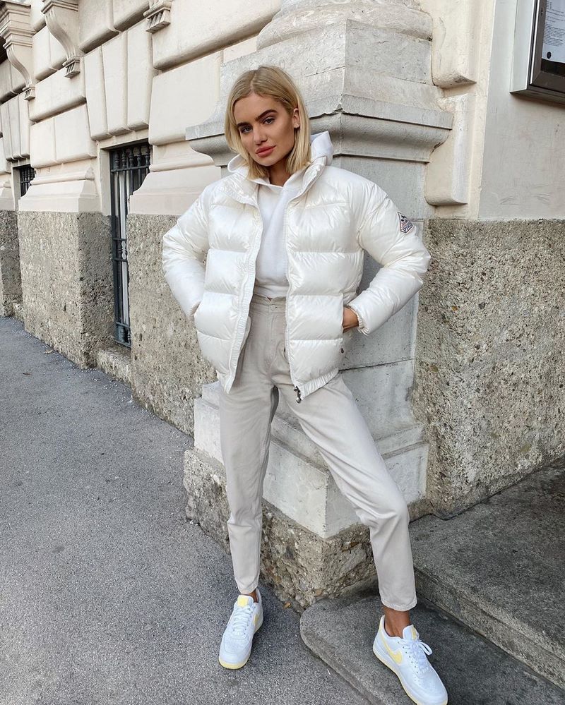 Самые красивые пуховики 2026: новинки, модели, тенденции — фото