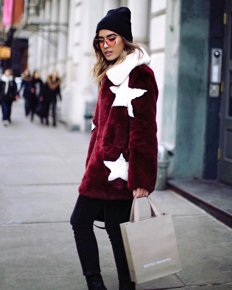 Трендовые шубы 2026 — модные луки на фото