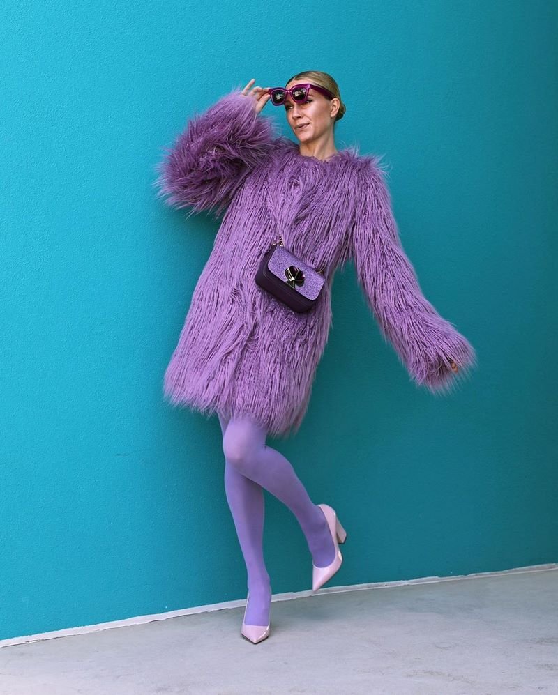 Трендовые шубы 2026 — модные луки на фото