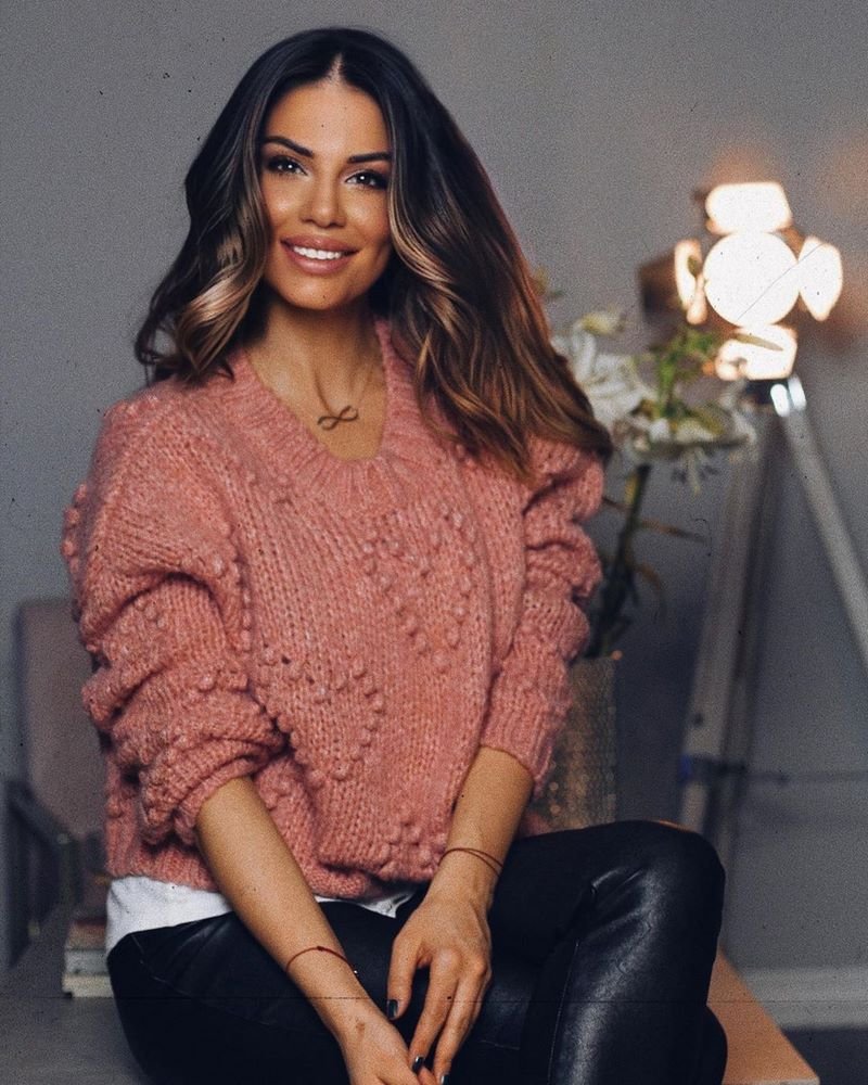 Модные вязаные вещи 2026: фото, новинки, модные луки