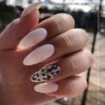 Молочный маникюр 2026 – нейл-хит нового сезона