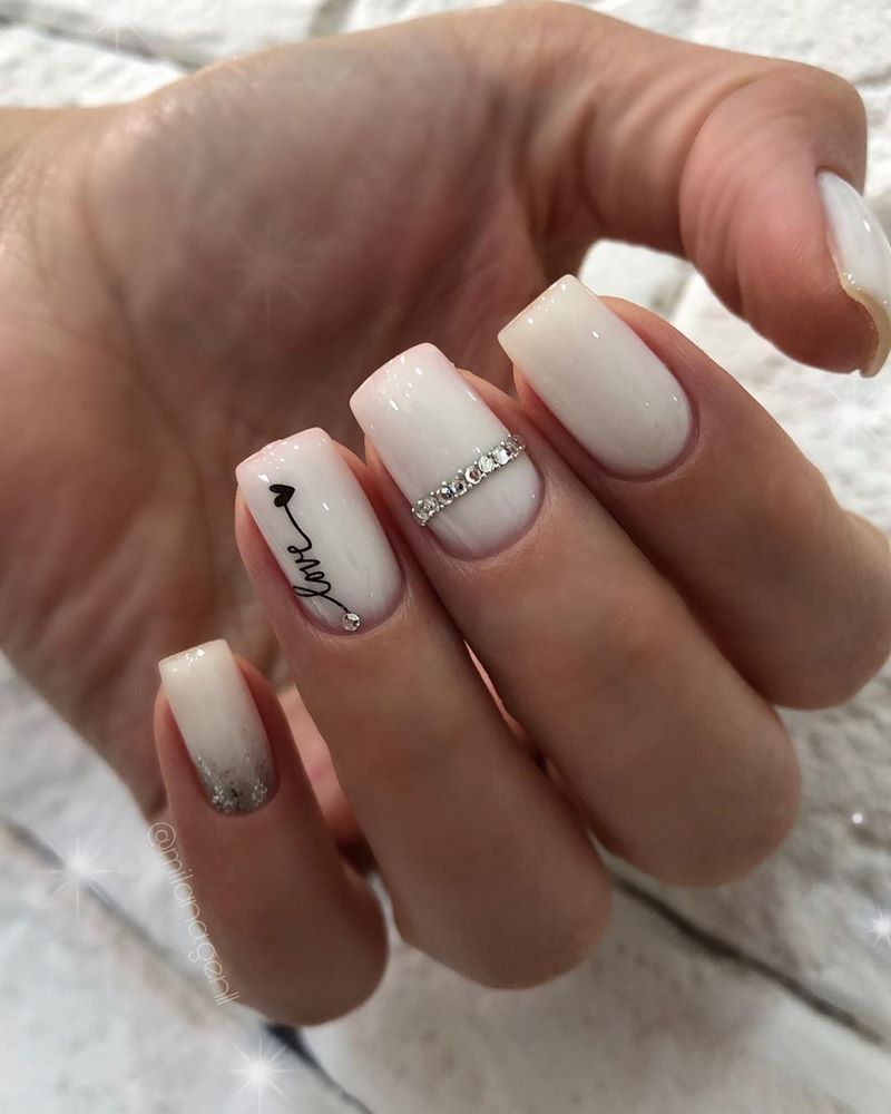 Молочный маникюр 2026 – нейл-хит нового сезона