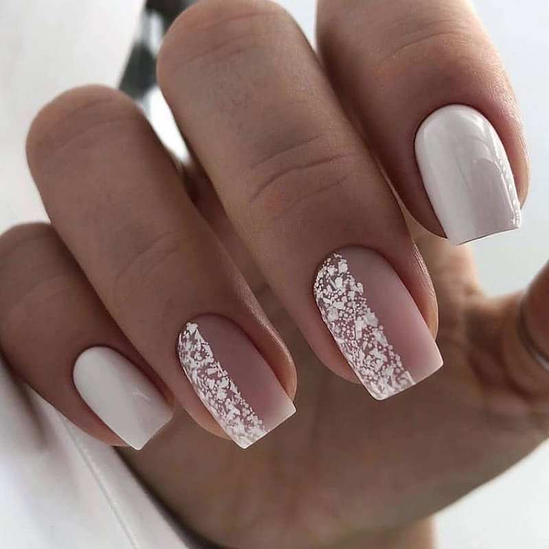 Молочный маникюр 2026 – нейл-хит нового сезона