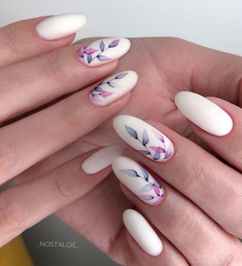 Молочный маникюр 2026 – нейл-хит нового сезона