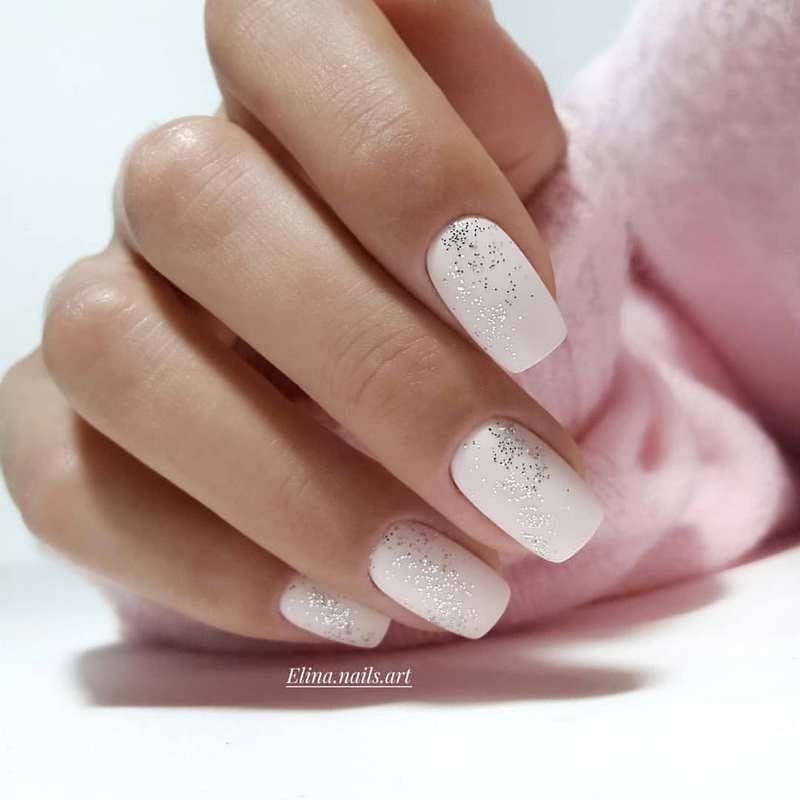 Молочный маникюр 2026 – нейл-хит нового сезона