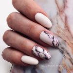 Молочный маникюр 2026 – нейл-хит нового сезона