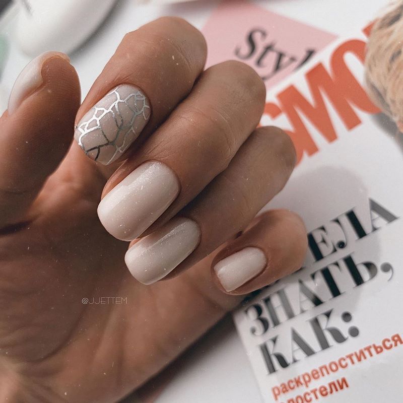 Молочный маникюр 2026 – нейл-хит нового сезона