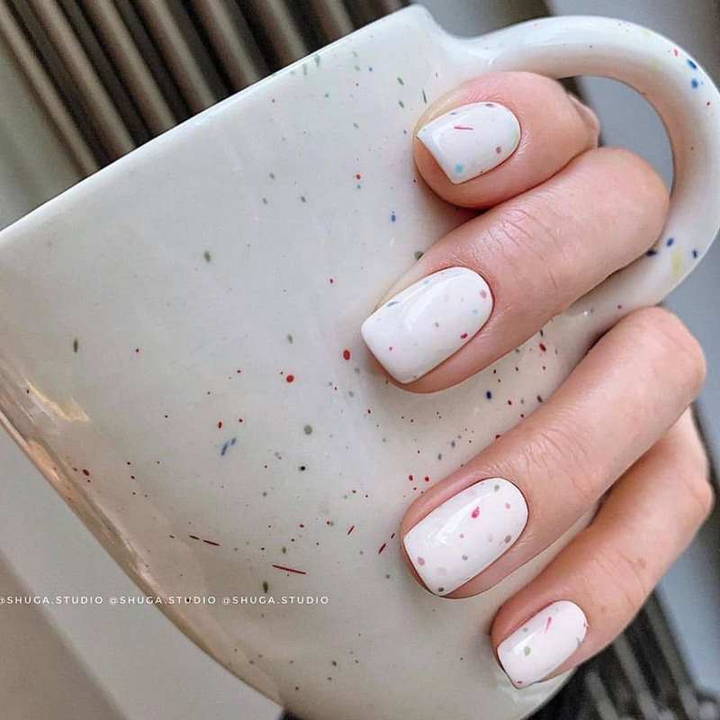 Молочный маникюр 2026 – нейл-хит нового сезона