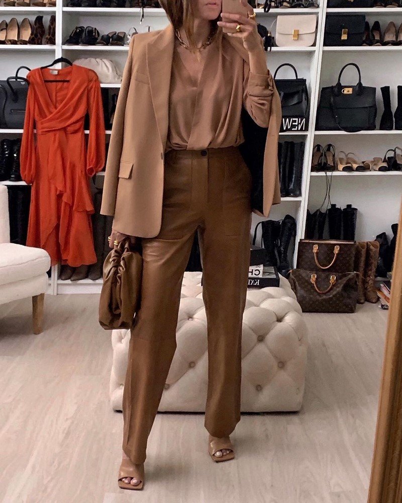 Модные брюки 2026 – фото, модные образы