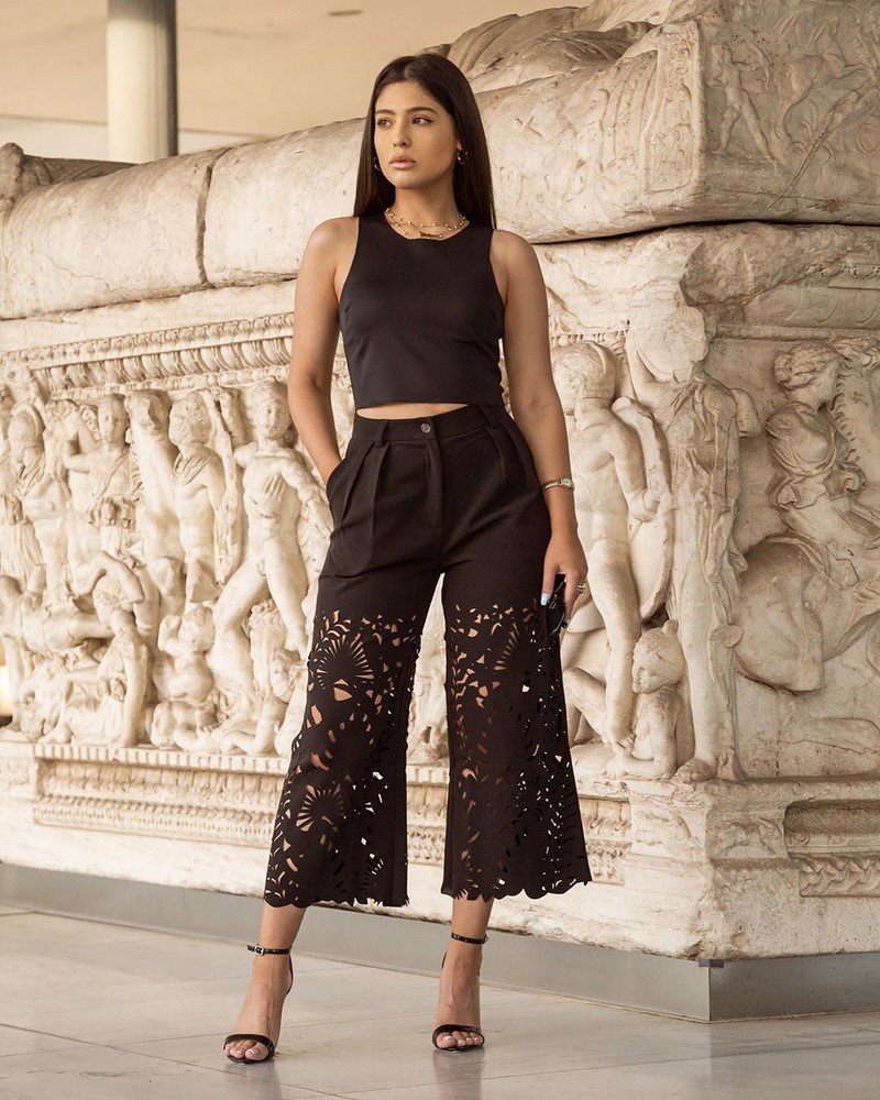 Модные брюки 2026 – фото, модные образы