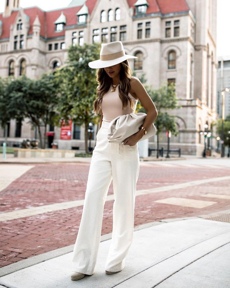 Модные брюки 2026 – фото, модные образы