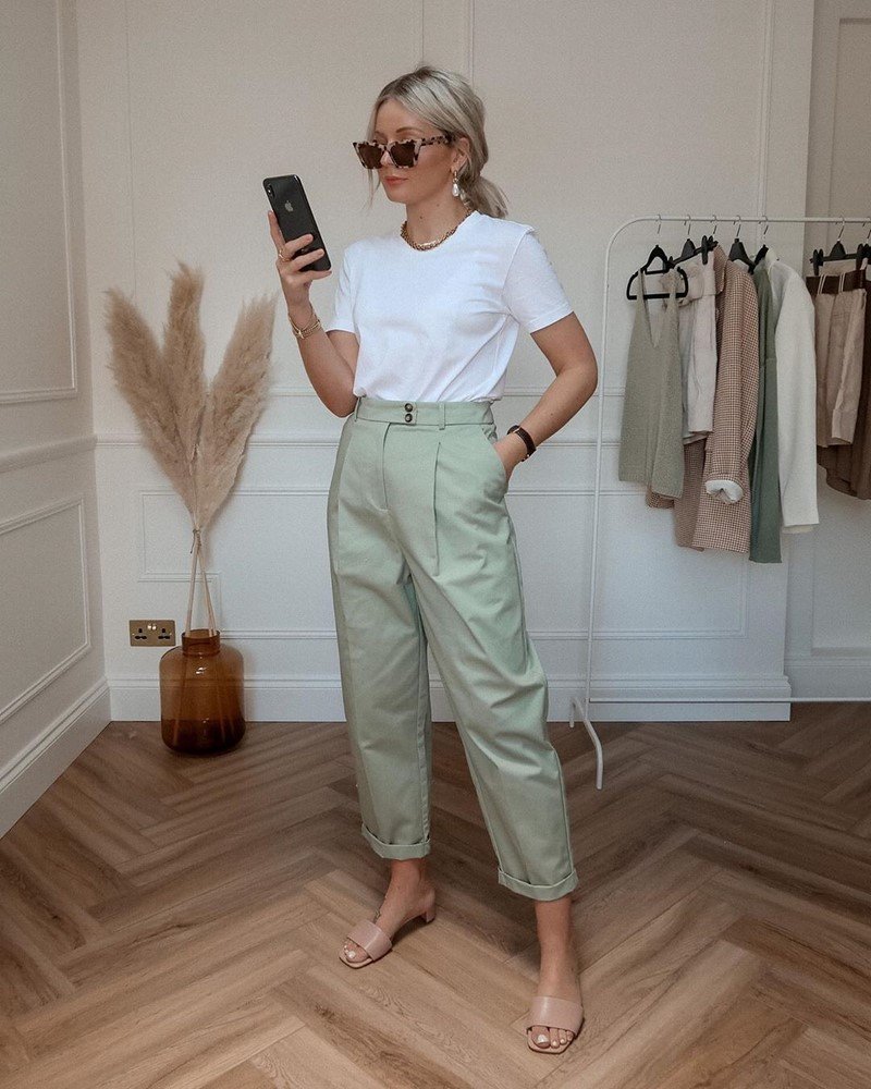 Модные брюки 2026 – фото, модные образы