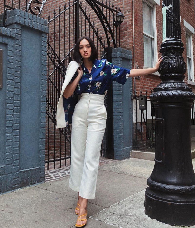 Модные брюки 2026 – фото, модные образы