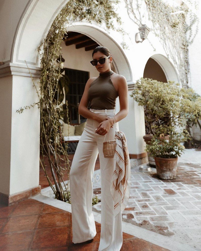 Модные брюки 2026 – фото, модные образы