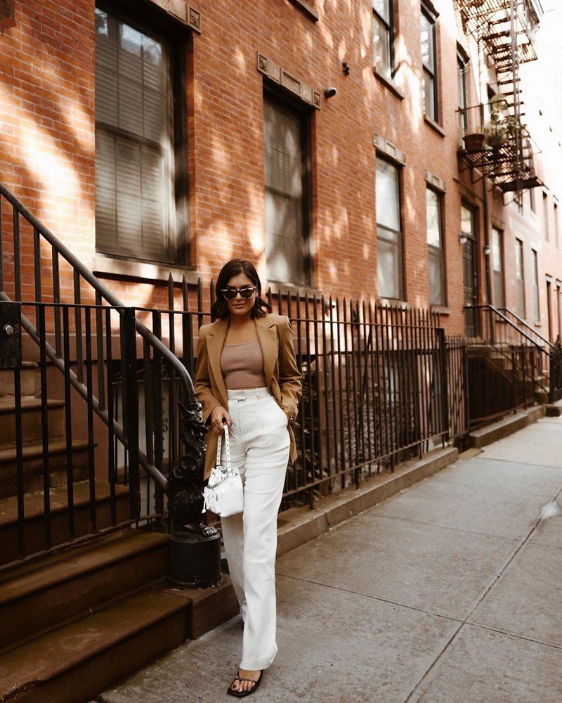 Модные брюки 2026 – фото, модные образы