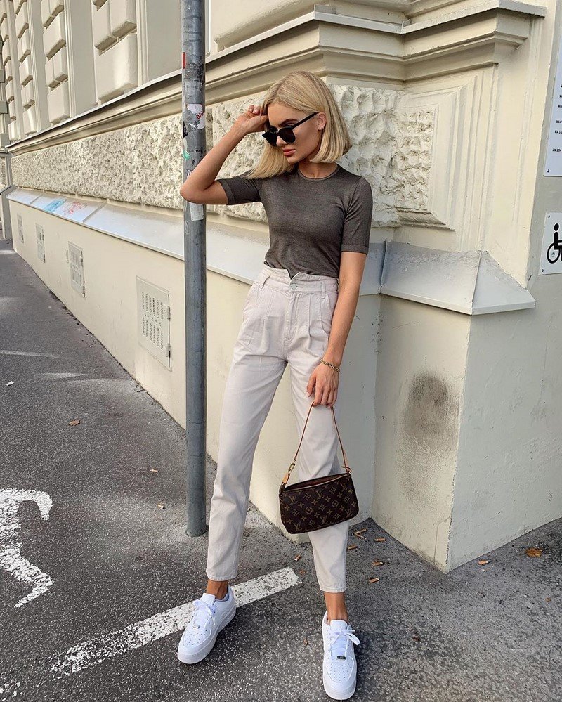 Модные брюки 2026 – фото, модные образы