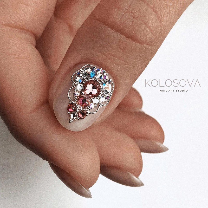 Новинки маникюра зима 2026-2027: тренды и тенденции