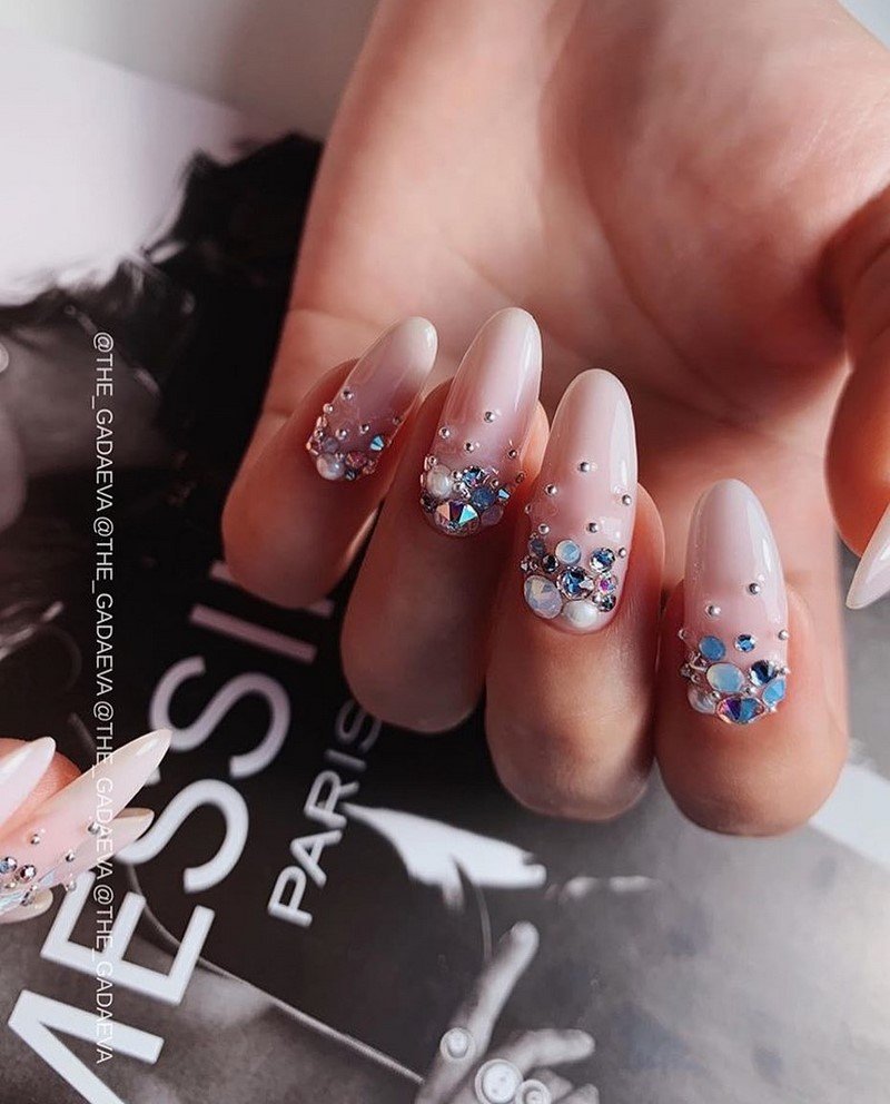 Новинки маникюра зима 2026-2027: тренды и тенденции