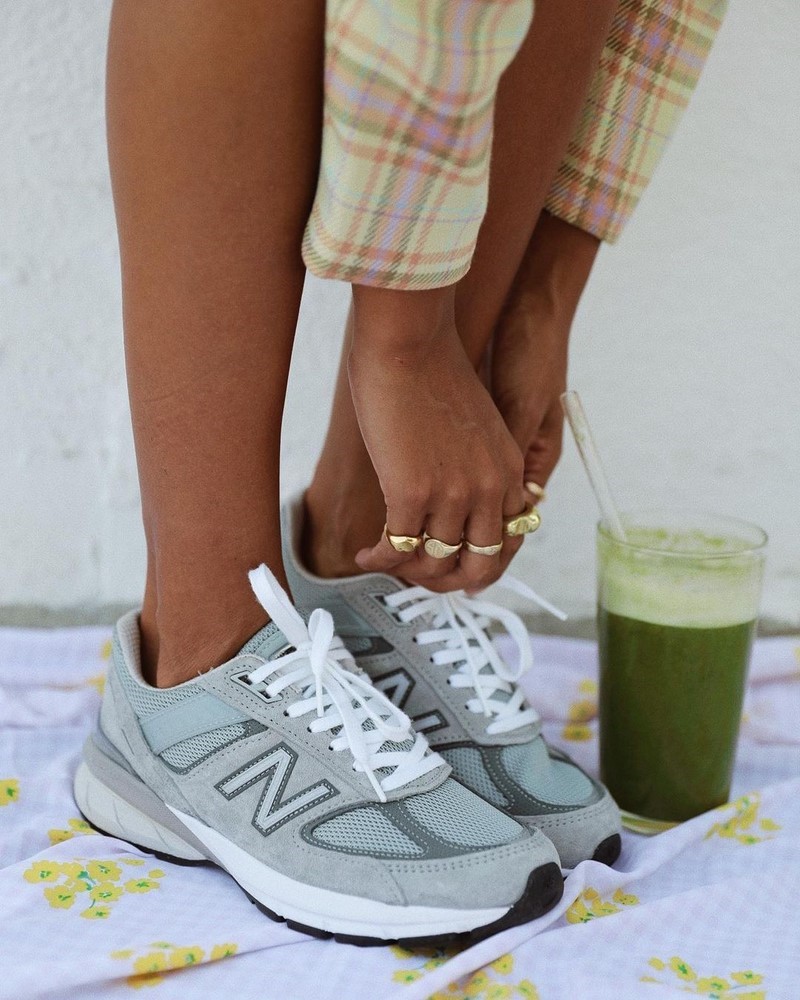 Модные женские кроссовки 2026. Трендовые и актуальные модели кроссовок для женщин