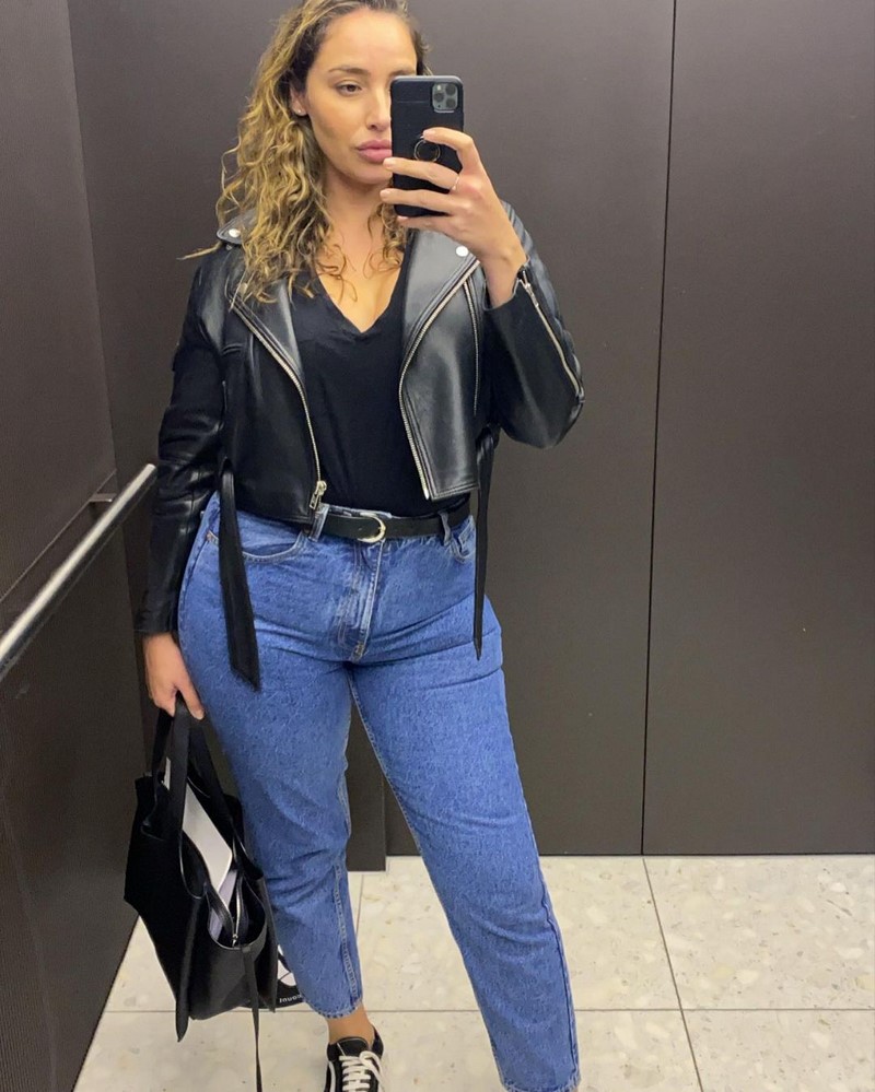 Базовый гардероб 2026. Подборка вещей. Фото-примеры образов