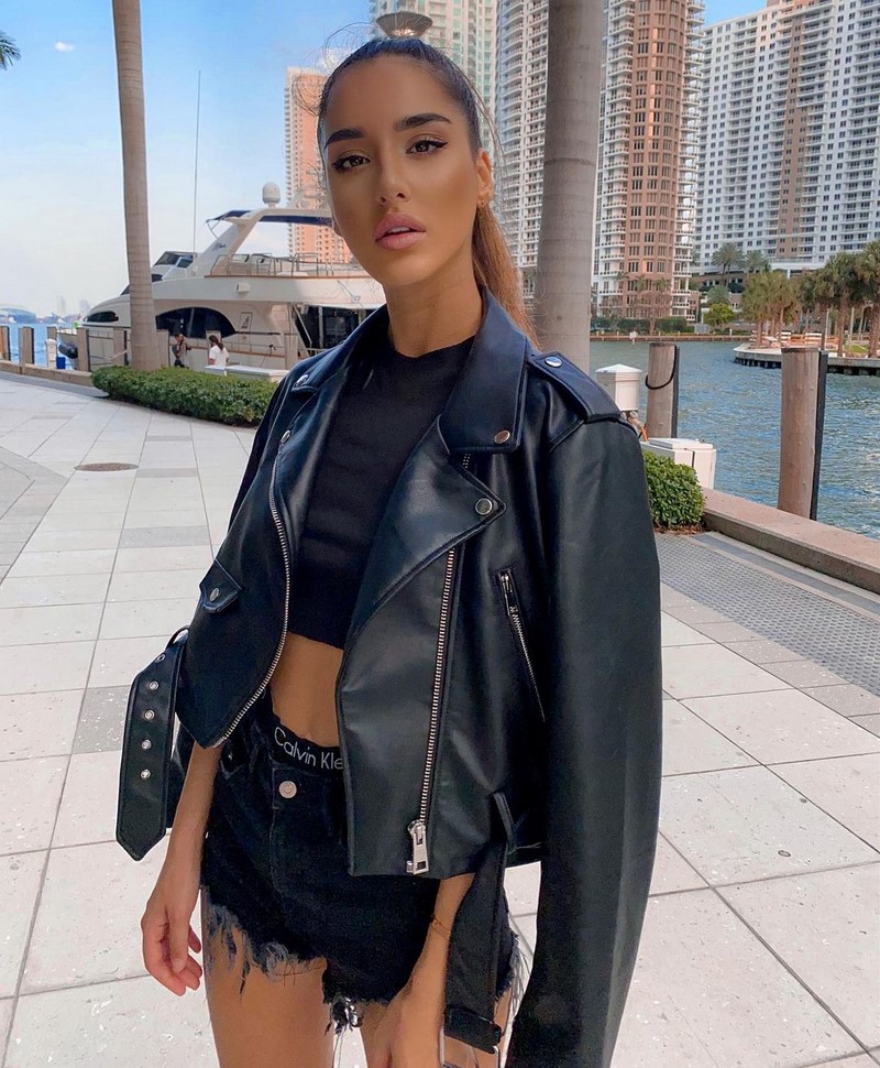 Базовый гардероб 2026. Подборка вещей. Фото-примеры образов