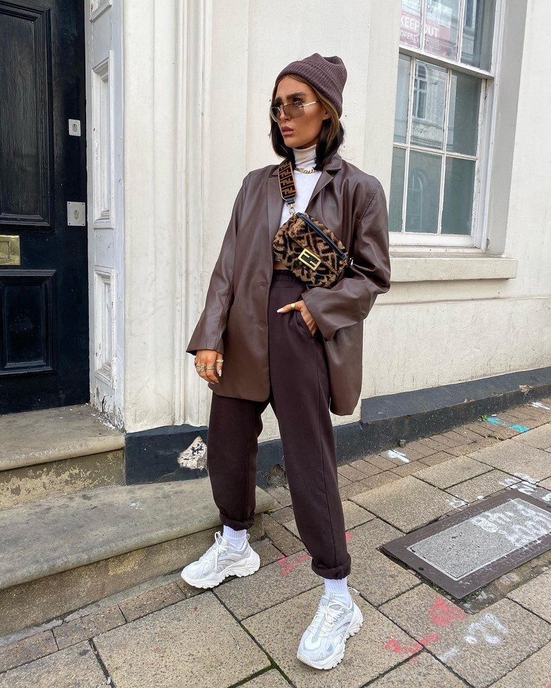 Модные женские кроссовки 2026. Трендовые и актуальные модели кроссовок для женщин