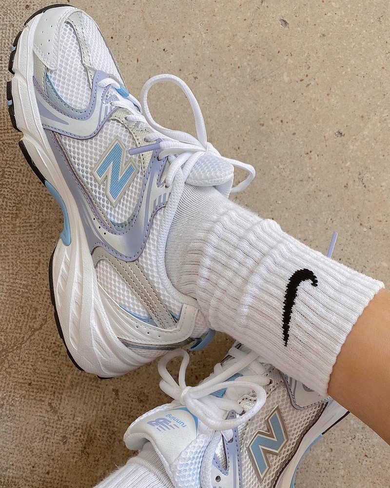 Модные женские кроссовки 2026. Трендовые и актуальные модели кроссовок для женщин