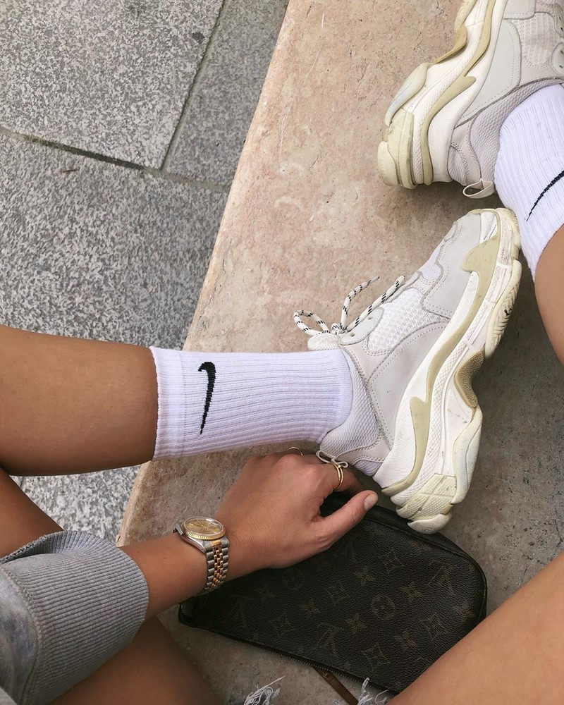 Модные женские кроссовки 2026. Трендовые и актуальные модели кроссовок для женщин