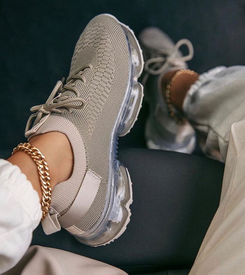 Модные женские кроссовки 2026. Трендовые и актуальные модели кроссовок для женщин