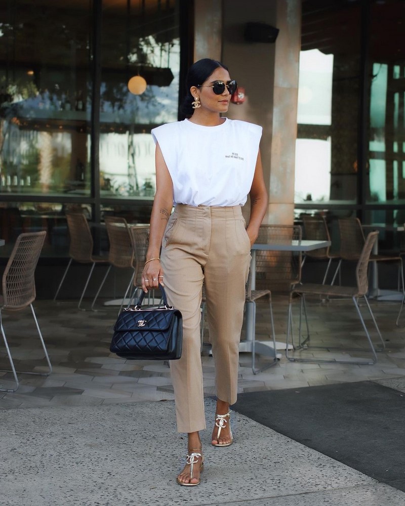 Изумительные брюки весна-лето 2026: топ-10 трендов, новые и свежие образы с брюками