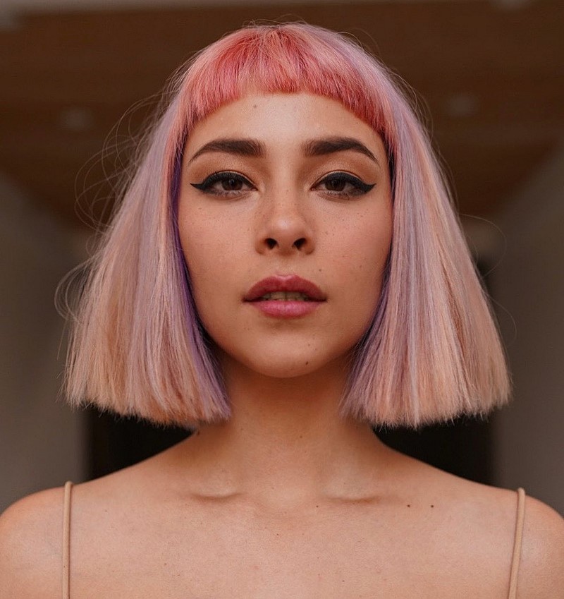 Самые модные челки 2026: фото стрижек с челкой