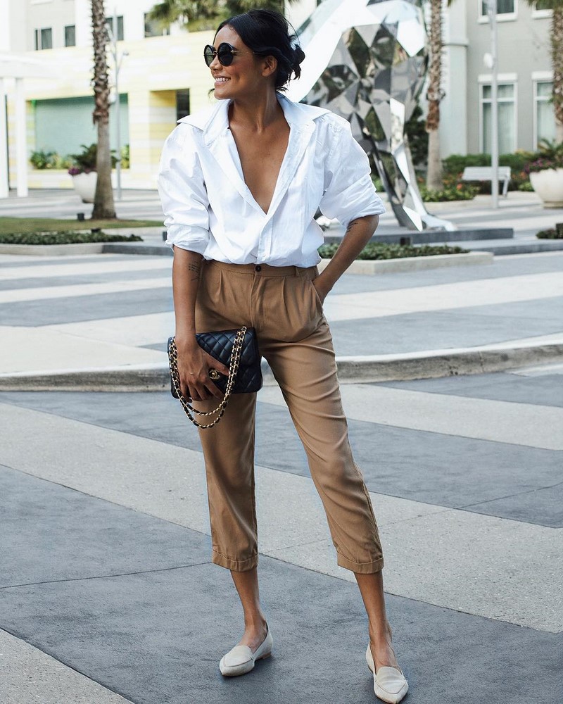 Изумительные брюки весна-лето 2026: топ-10 трендов, новые и свежие образы с брюками