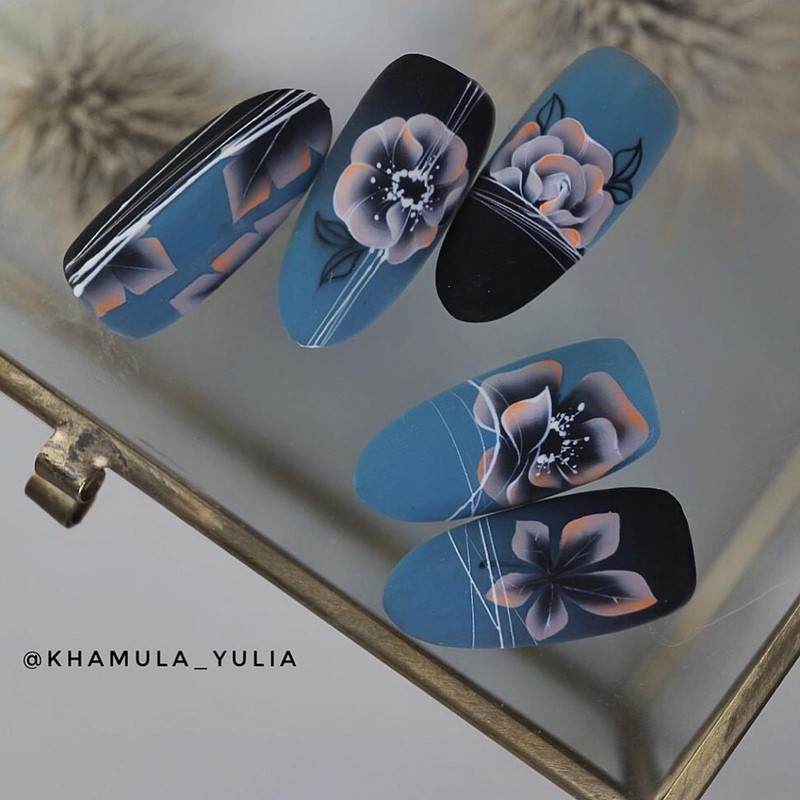 Цветочный маникюр 2026: фото, идеи маникюра с цветами