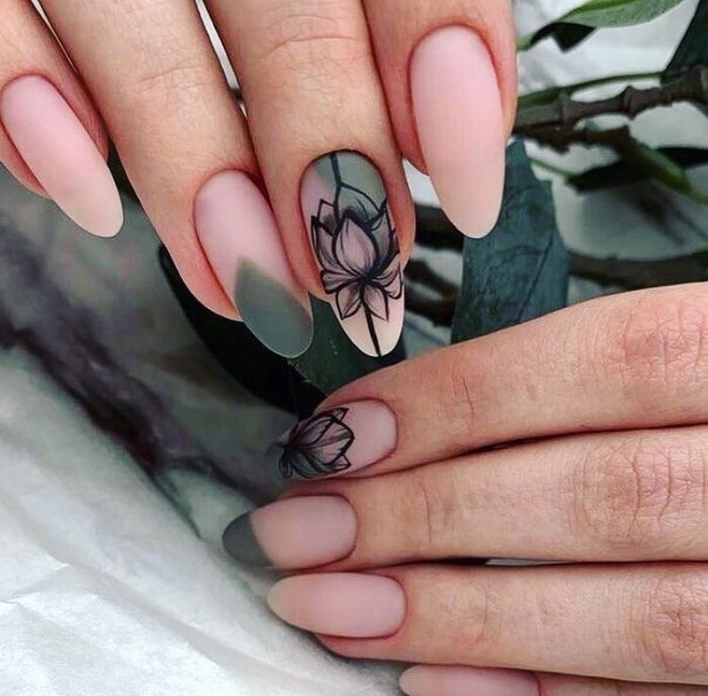 Цветочный маникюр 2026: фото, идеи маникюра с цветами