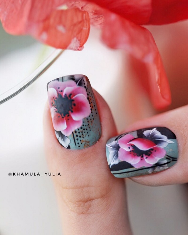Цветочный маникюр 2026: фото, идеи маникюра с цветами